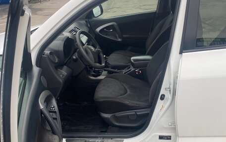 Toyota RAV4, 2011 год, 1 150 000 рублей, 8 фотография