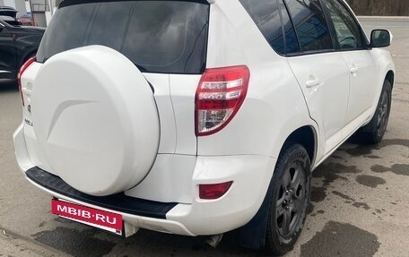 Toyota RAV4, 2011 год, 1 150 000 рублей, 2 фотография