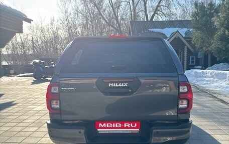 Toyota Hilux VIII, 2020 год, 5 100 000 рублей, 4 фотография