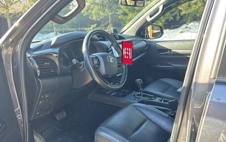 Toyota Hilux VIII, 2020 год, 5 100 000 рублей, 5 фотография