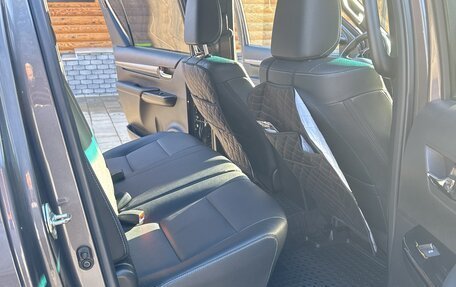 Toyota Hilux VIII, 2020 год, 5 100 000 рублей, 8 фотография