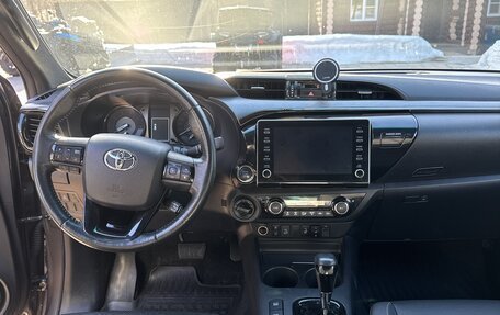 Toyota Hilux VIII, 2020 год, 5 100 000 рублей, 10 фотография