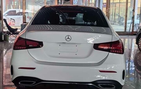 Mercedes-Benz A-Класс, 2023 год, 1 715 000 рублей, 4 фотография