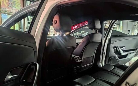 Mercedes-Benz A-Класс, 2023 год, 1 715 000 рублей, 10 фотография