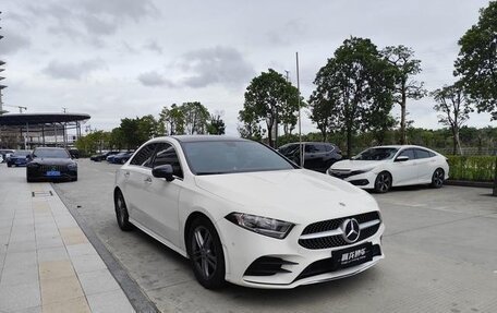 Mercedes-Benz A-Класс, 2021 год, 1 999 000 рублей, 3 фотография