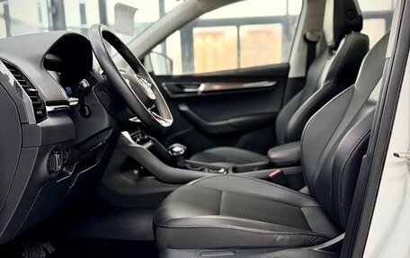 Skoda Karoq I, 2023 год, 2 110 000 рублей, 10 фотография