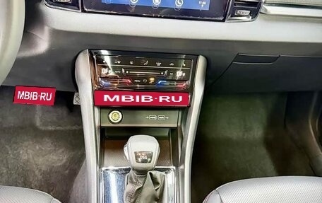 Skoda Karoq I, 2023 год, 2 110 000 рублей, 18 фотография