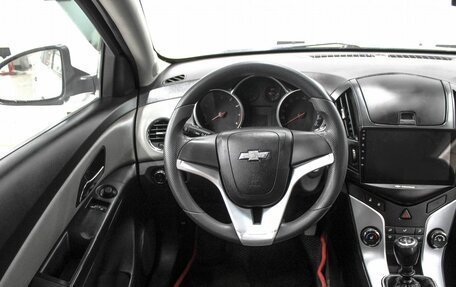 Chevrolet Cruze II, 2013 год, 949 900 рублей, 8 фотография