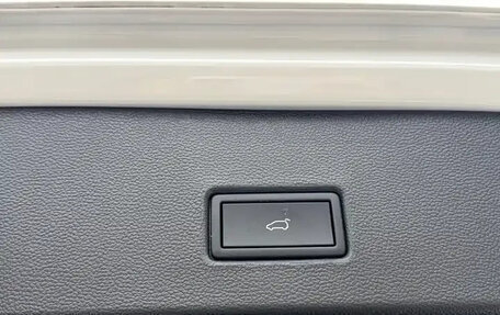 Volkswagen T-Roc I, 2023 год, 1 390 000 рублей, 16 фотография