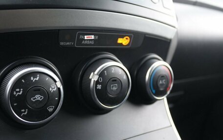 Toyota Verso I, 2013 год, 1 090 000 рублей, 11 фотография