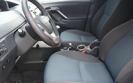 Toyota Verso I, 2013 год, 1 090 000 рублей, 14 фотография