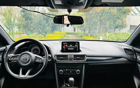 Mazda CX-4, 2024 год, 1 947 555 рублей, 12 фотография