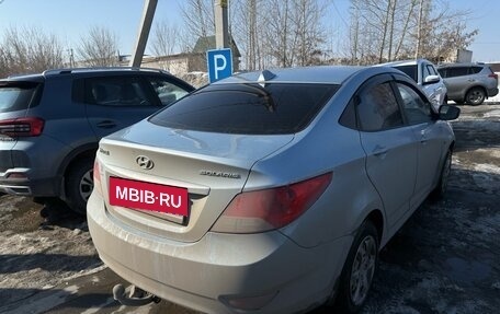 Hyundai Solaris II рестайлинг, 2011 год, 632 000 рублей, 3 фотография