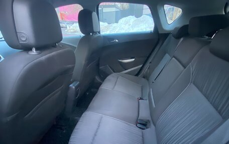 Opel Astra J, 2012 год, 1 050 000 рублей, 9 фотография