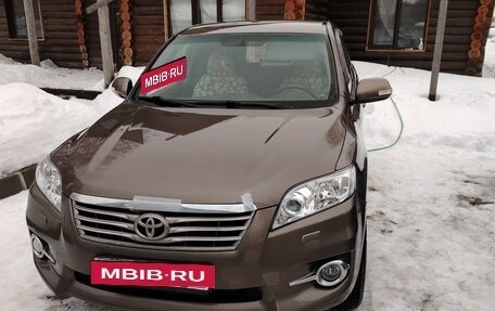 Toyota RAV4, 2010 год, 950 000 рублей, 4 фотография