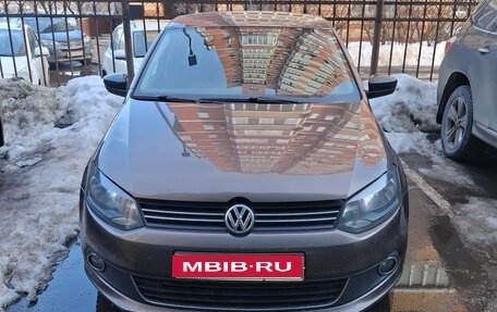 Volkswagen Polo VI (EU Market), 2014 год, 840 000 рублей, 1 фотография