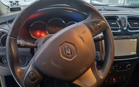 Renault Sandero II рестайлинг, 2016 год, 670 000 рублей, 3 фотография