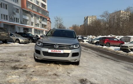 Volkswagen Touareg III, 2012 год, 1 900 000 рублей, 2 фотография