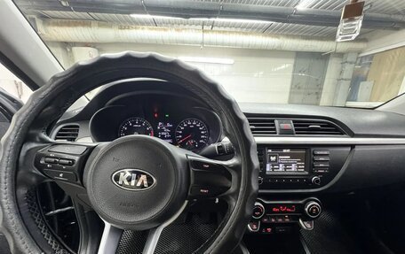 KIA Rio IV, 2018 год, 1 250 000 рублей, 8 фотография