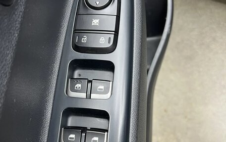 KIA Rio IV, 2018 год, 1 250 000 рублей, 10 фотография