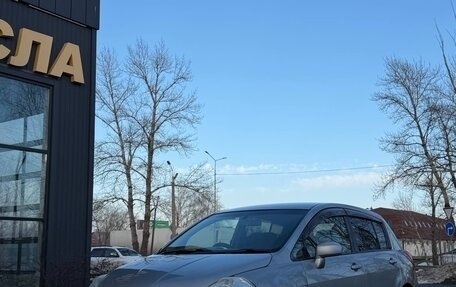 Nissan Tiida, 2005 год, 500 000 рублей, 2 фотография