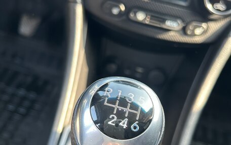 Hyundai Solaris II рестайлинг, 2015 год, 1 000 000 рублей, 23 фотография