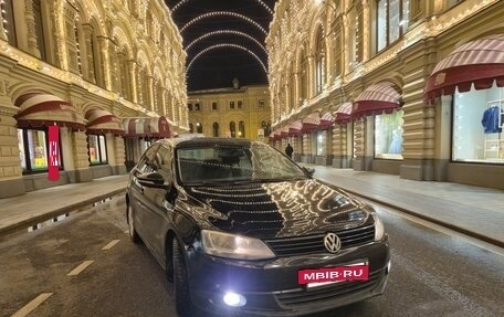 Volkswagen Jetta VI, 2013 год, 725 000 рублей, 2 фотография