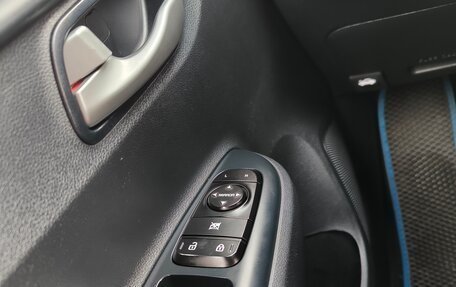 KIA Rio IV, 2018 год, 1 490 000 рублей, 12 фотография