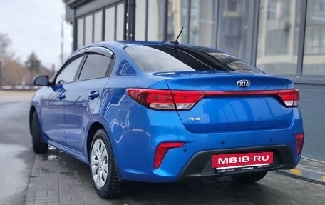 KIA Rio IV, 2018 год, 1 490 000 рублей, 3 фотография