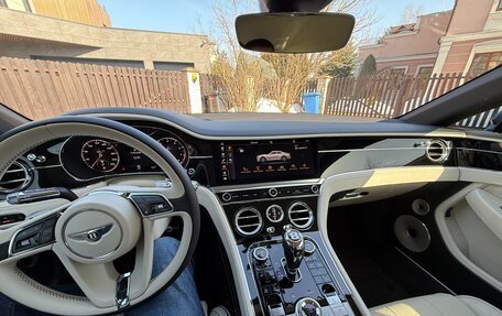 Bentley Continental GT III, 2019 год, 23 500 000 рублей, 11 фотография