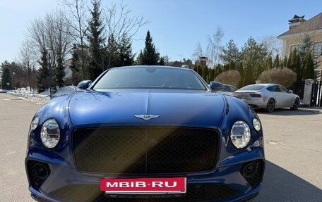 Bentley Continental GT III, 2019 год, 23 500 000 рублей, 9 фотография