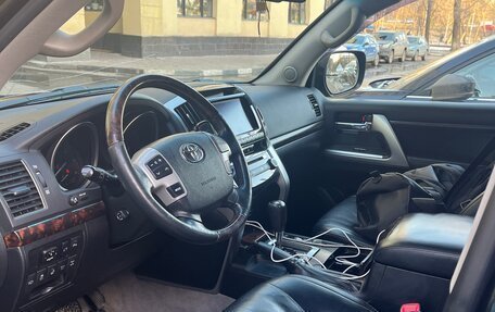 Toyota Land Cruiser 200, 2014 год, 2 780 000 рублей, 5 фотография