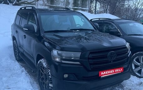 Toyota Land Cruiser 200, 2014 год, 2 780 000 рублей, 4 фотография