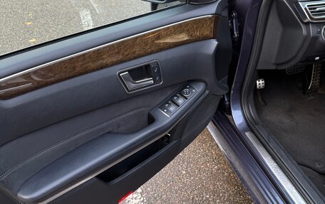 Mercedes-Benz E-Класс, 2015 год, 1 950 000 рублей, 8 фотография