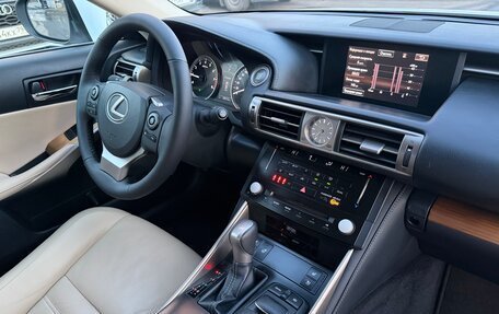 Lexus IS III, 2013 год, 3 299 000 рублей, 4 фотография