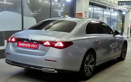 Mercedes-Benz E-Класс, 2024 год, 5 703 069 рублей, 5 фотография