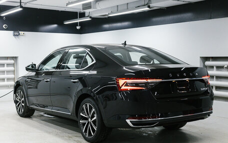 Skoda Superb, 2025 год, 3 050 000 рублей, 2 фотография