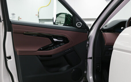 Land Rover Range Rover Evoque II, 2025 год, 5 935 000 рублей, 19 фотография