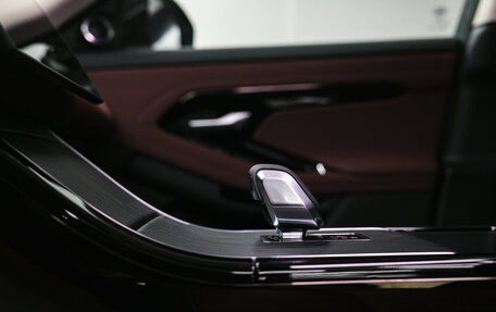 Land Rover Range Rover Evoque II, 2025 год, 5 935 000 рублей, 35 фотография