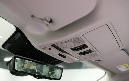 Land Rover Range Rover Evoque II, 2025 год, 5 935 000 рублей, 38 фотография