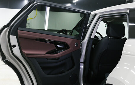 Land Rover Range Rover Evoque II, 2025 год, 5 935 000 рублей, 40 фотография