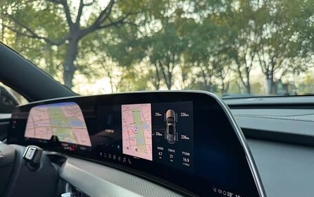 Cadillac XT5, 2024 год, 5 644 000 рублей, 10 фотография