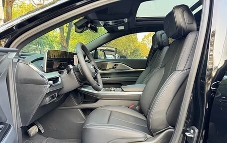 Cadillac XT5, 2024 год, 5 644 000 рублей, 6 фотография