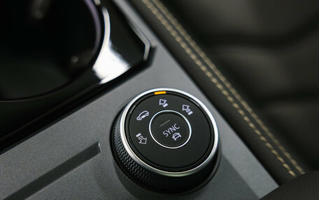 Volkswagen Touareg III, 2025 год, 8 155 000 рублей, 28 фотография