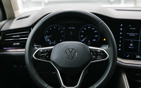 Volkswagen Touareg III, 2025 год, 8 155 000 рублей, 32 фотография