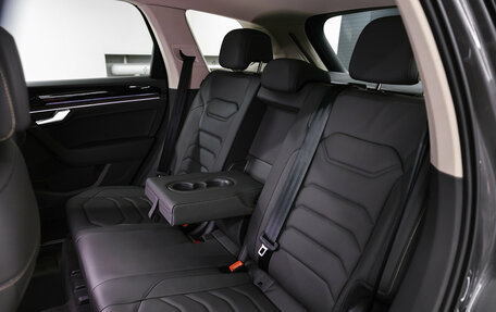 Volkswagen Touareg III, 2025 год, 8 155 000 рублей, 38 фотография