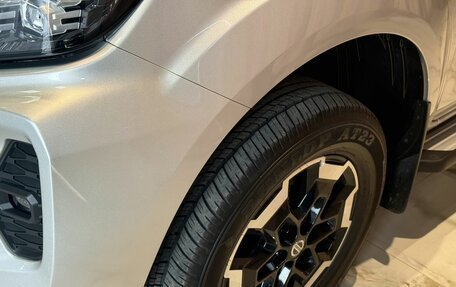 Nissan Navara (Frontier), 2024 год, 4 200 000 рублей, 9 фотография