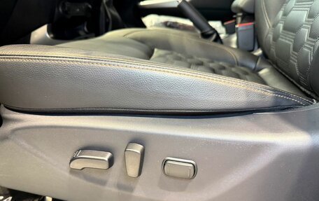 Nissan Navara (Frontier), 2024 год, 4 200 000 рублей, 13 фотография