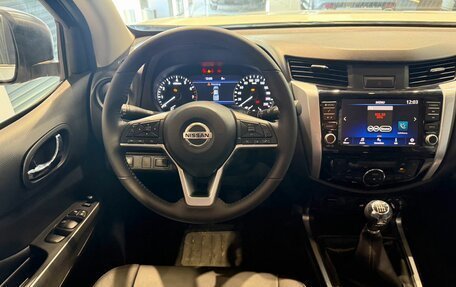 Nissan Navara (Frontier), 2024 год, 4 200 000 рублей, 12 фотография