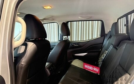 Nissan Navara (Frontier), 2024 год, 4 200 000 рублей, 24 фотография